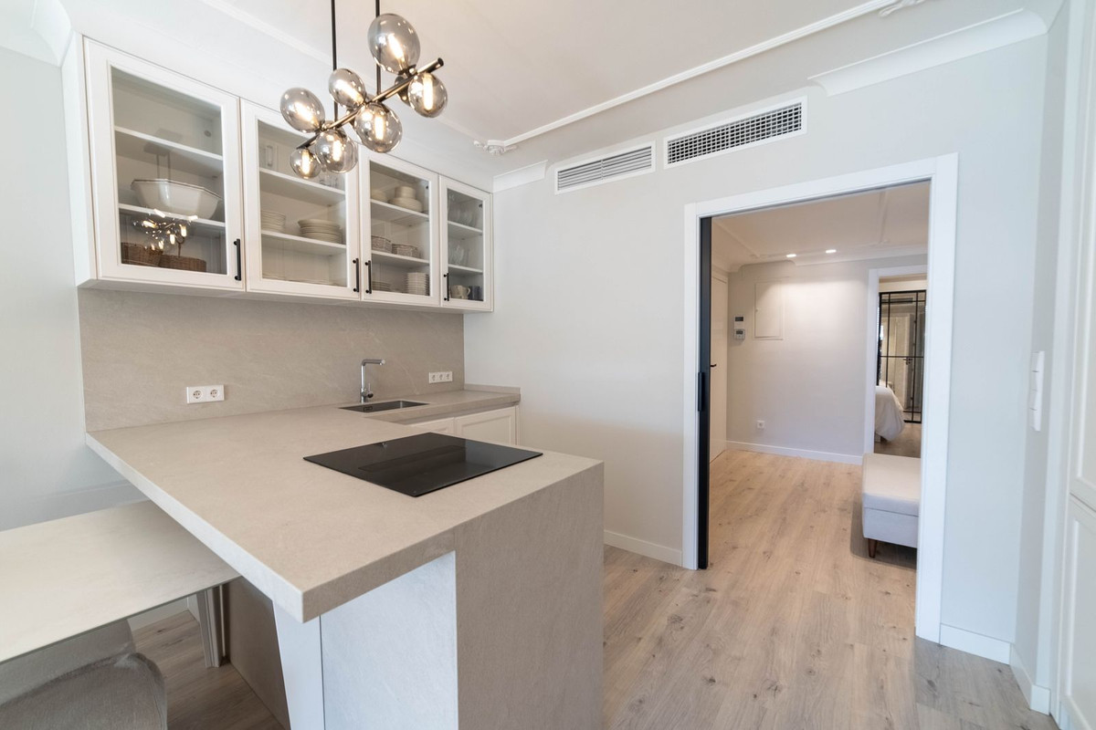 2 Bed Apartment for sale in Marbella Costa Del Sol, Málaga, Spain