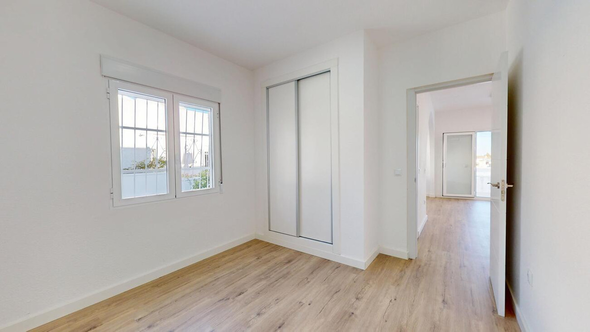 2 Bed Townhouse for sale in Blue Lagoon Costa Blanca, Alicante, Spain