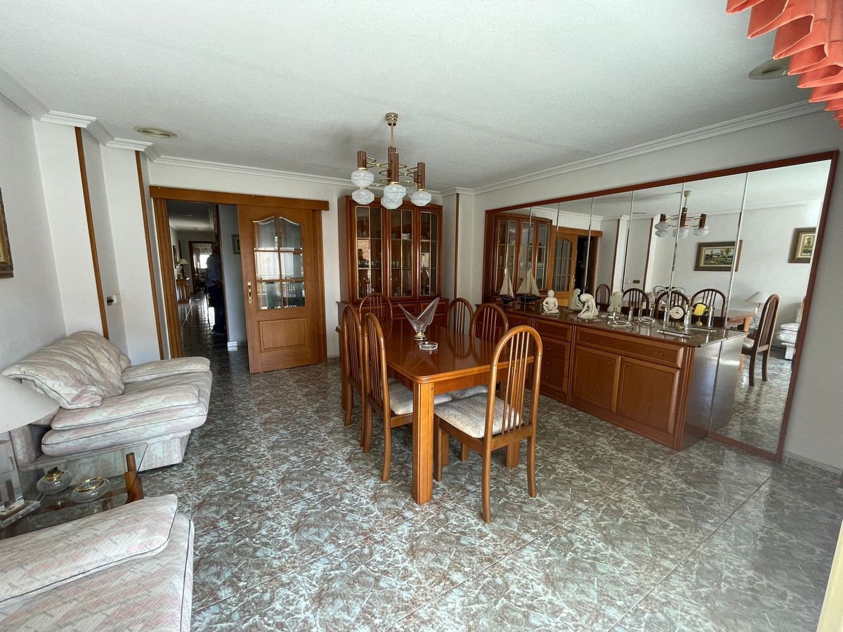 4 Bed Apartment for sale in Torrevieja Costa Blanca, Alicante, Spain