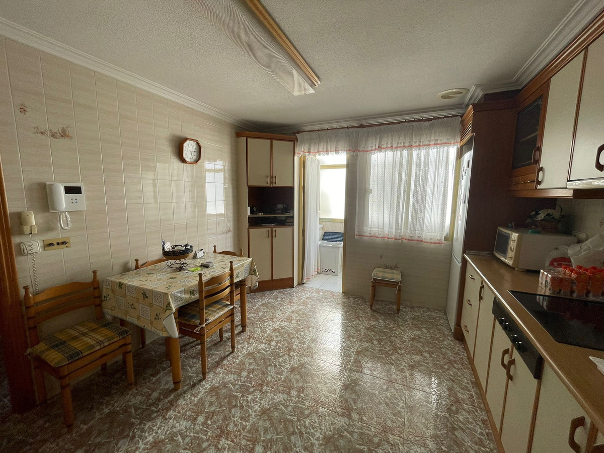 4 Bed Apartment for sale in Torrevieja Costa Blanca, Alicante, Spain