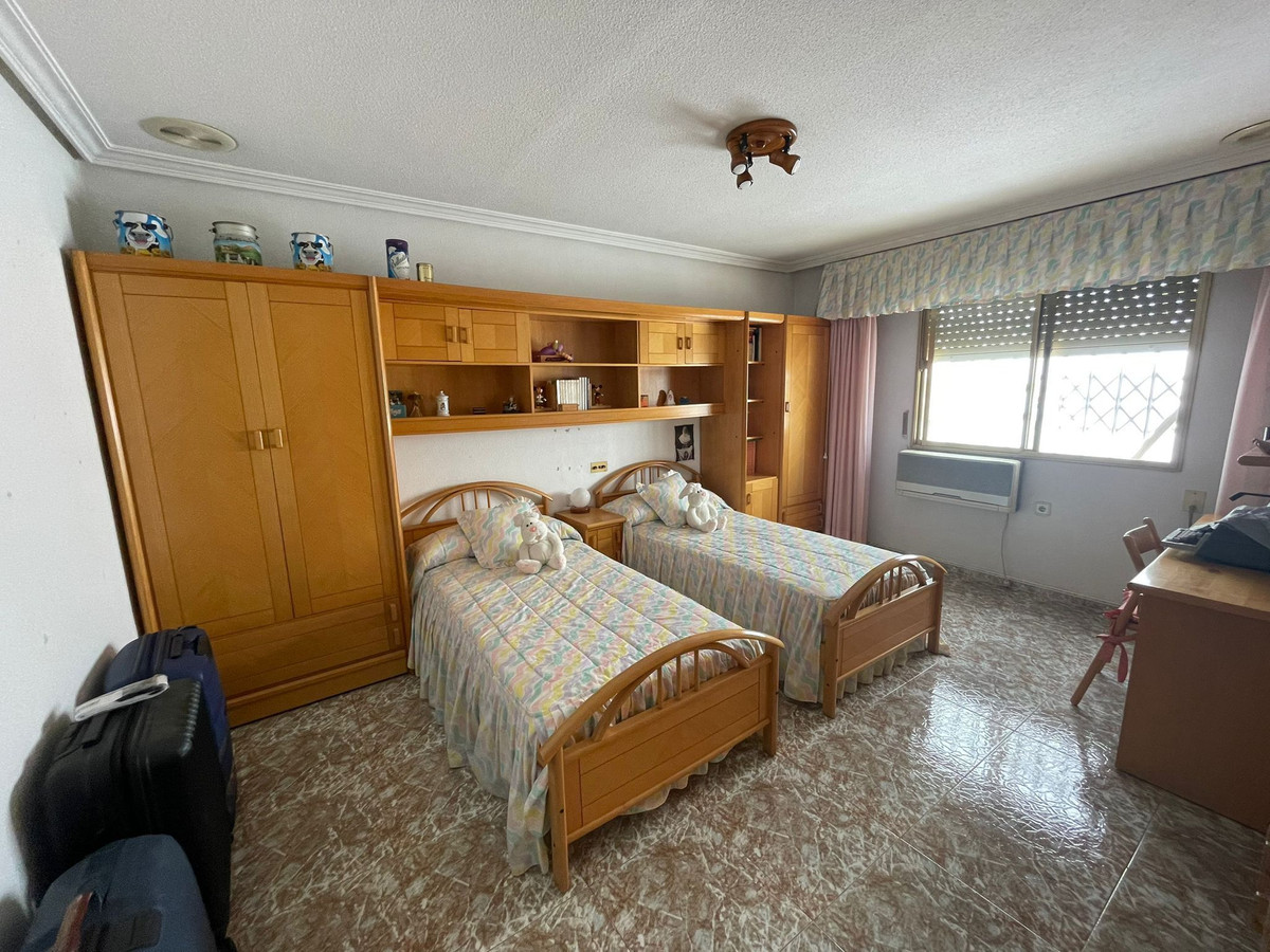 4 Bed Apartment for sale in Torrevieja Costa Blanca, Alicante, Spain