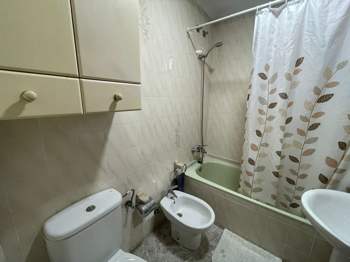 4 Bed Apartment for sale in Torrevieja Costa Blanca, Alicante, Spain