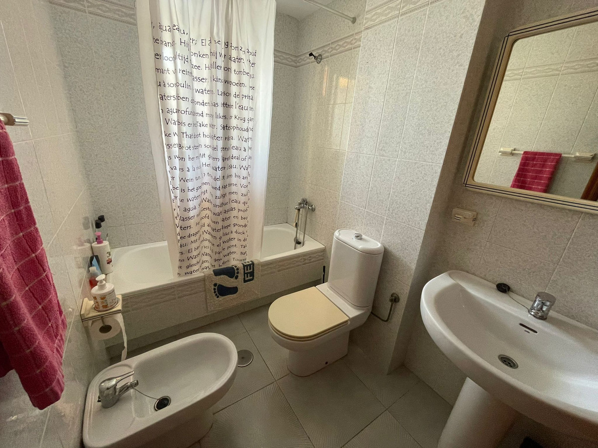 Se vende Adosada de 5 dormitorios en Costa Calida, Murcia, España