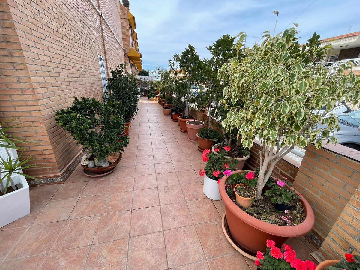 Se vende Adosada de 5 dormitorios en Costa Calida, Murcia, España