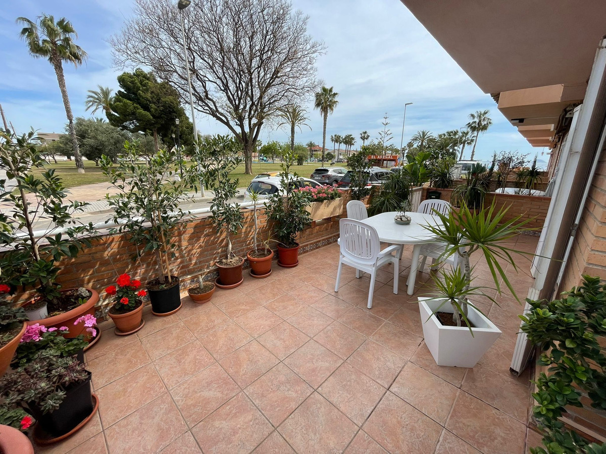 Se vende Adosada de 5 dormitorios en Costa Calida, Murcia, España
