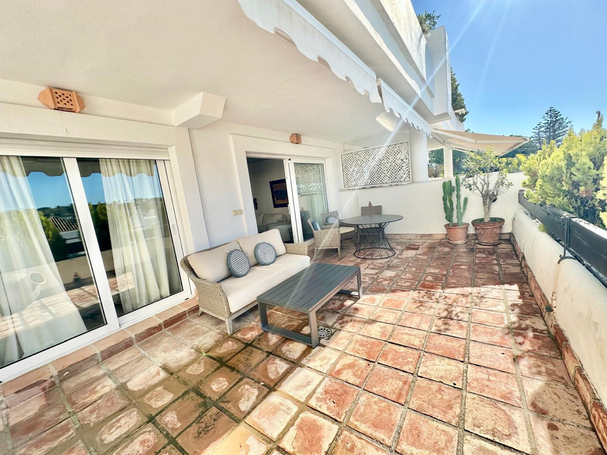 Se vende Apartamento Planta Media de 2 dormitorios en Costa Del Sol, Málaga, España