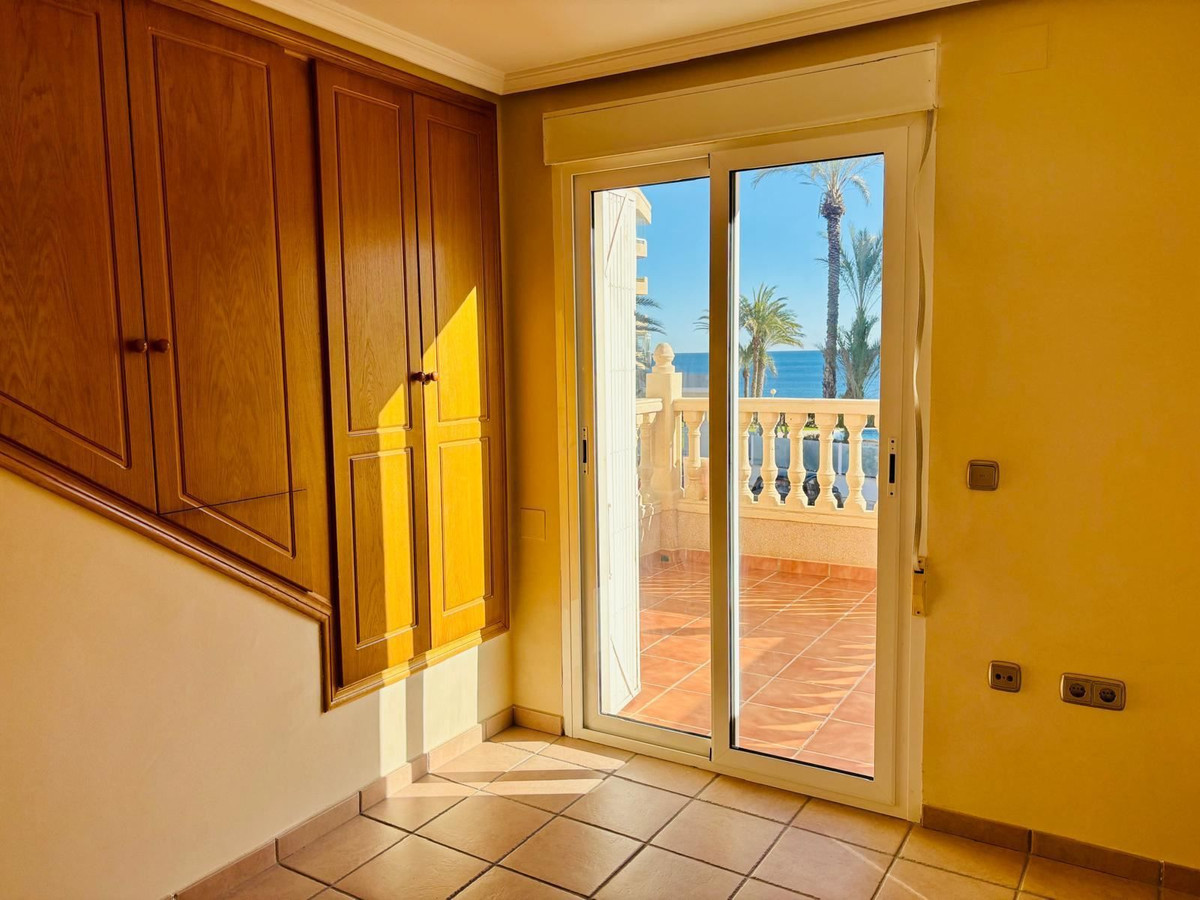 Se vende Adosada de 3 dormitorios en Costa Blanca, Alicante, España