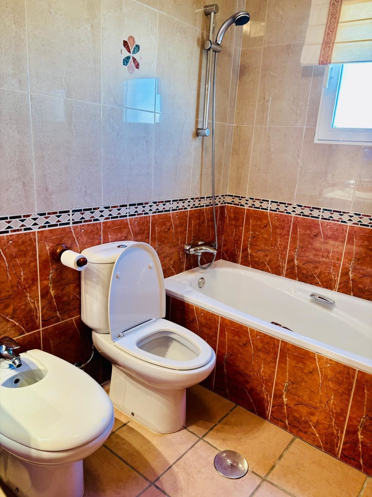 Se vende Adosada de 3 dormitorios en Costa Blanca, Alicante, España