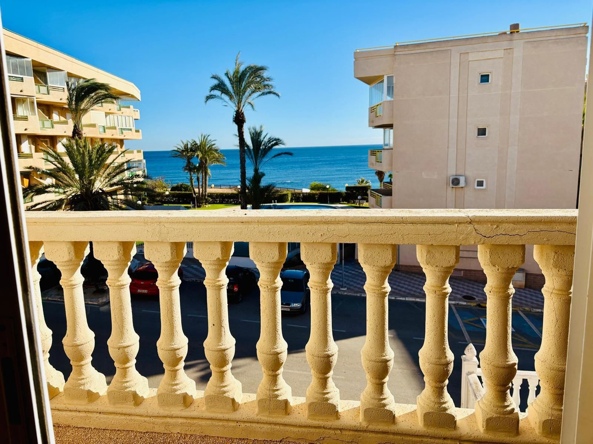 Se vende Adosada de 3 dormitorios en Costa Blanca, Alicante, España