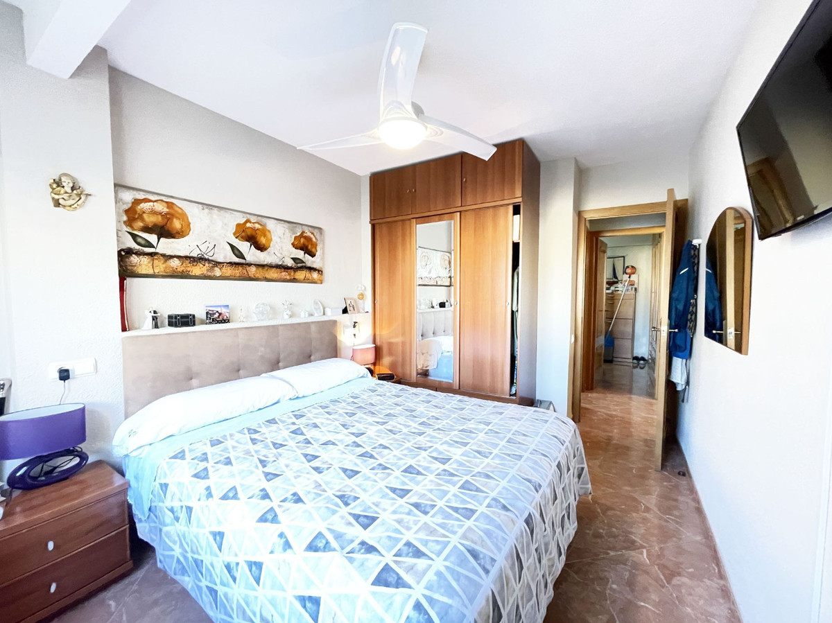 Se vende Apartamento Planta Media de 3 dormitorios en Costa Blanca, Alicante, España