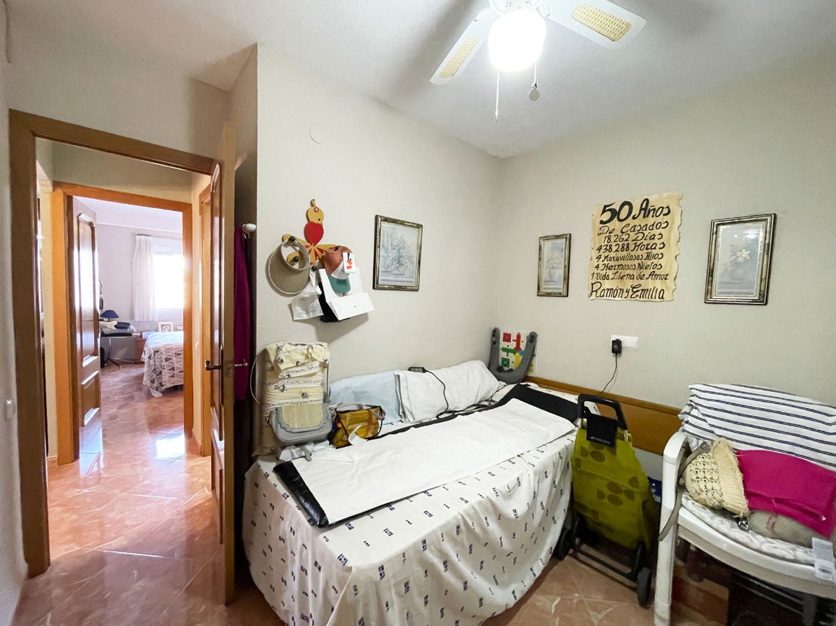 Se vende Apartamento Planta Media de 3 dormitorios en Costa Blanca, Alicante, España