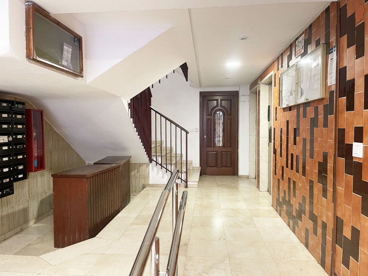 Se vende Apartamento Planta Media de 3 dormitorios en Costa Blanca, Alicante, España