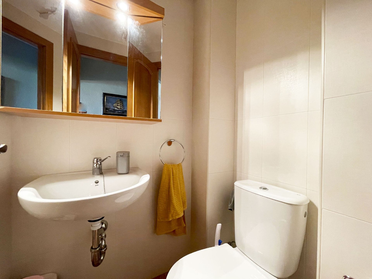 Se vende Apartamento Planta Media de 3 dormitorios en Costa Blanca, Alicante, España
