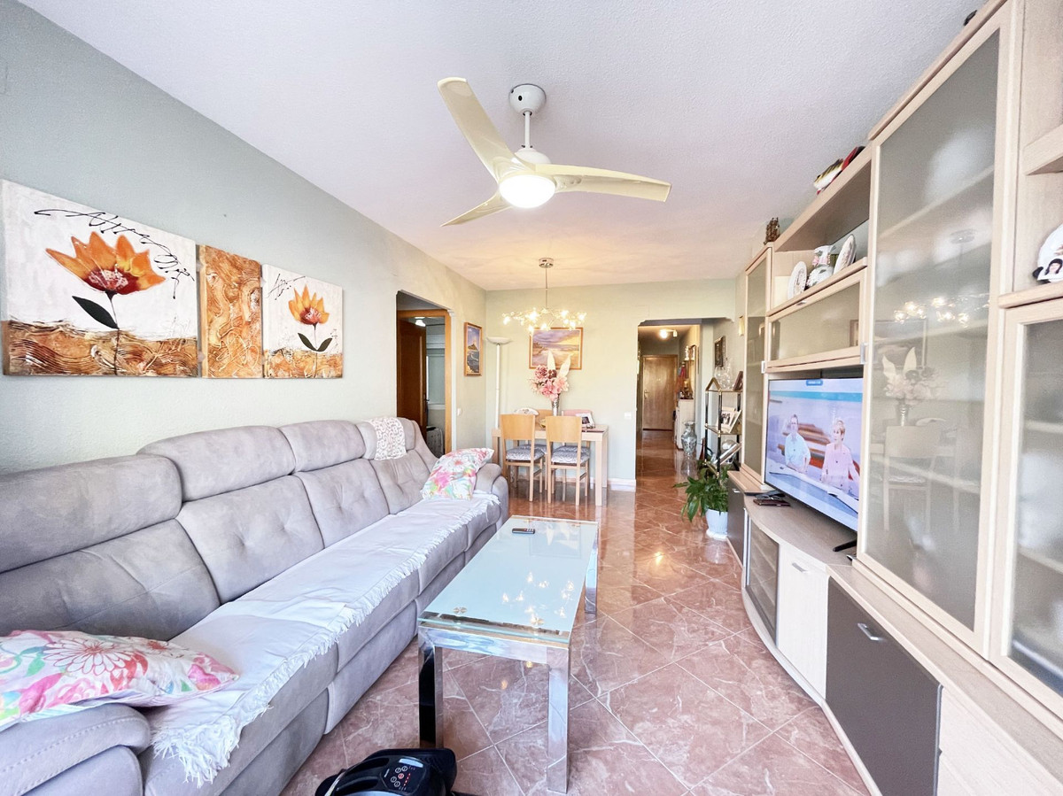 Se vende Apartamento Planta Media de 3 dormitorios en Costa Blanca, Alicante, España