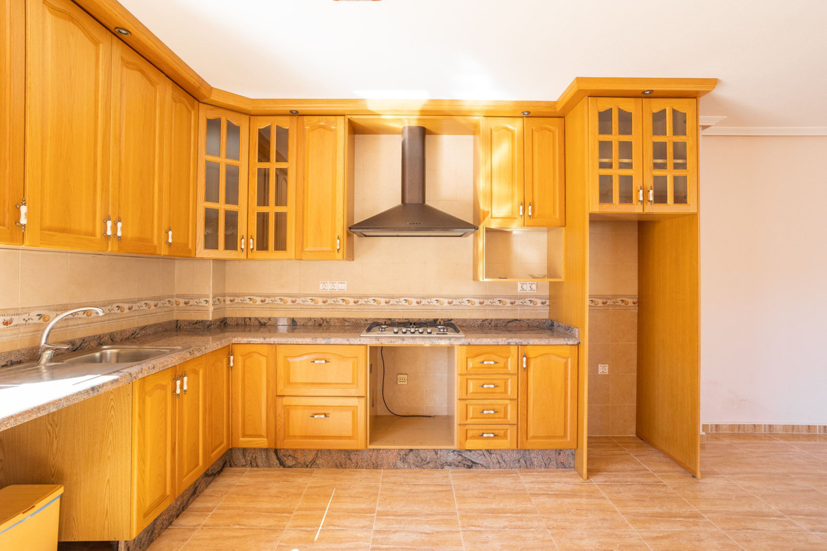4 Bed Townhouse for sale in San Miguel De Salinas Costa Blanca, Alicante, Spain