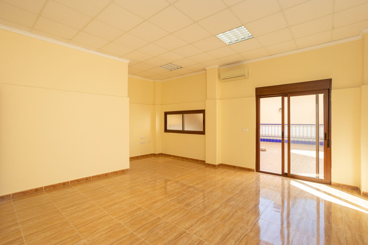 4 Bed Townhouse for sale in San Miguel De Salinas Costa Blanca, Alicante, Spain