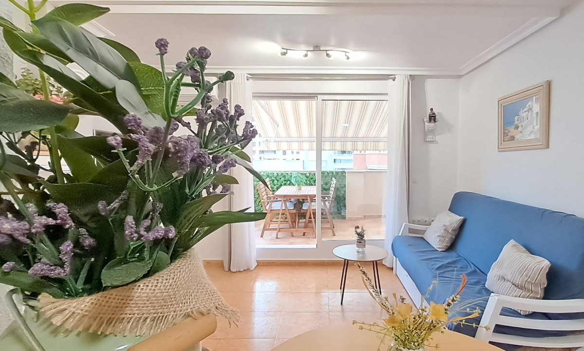 Se vende Ático de 2 dormitorios en Costa Blanca, Alicante, España