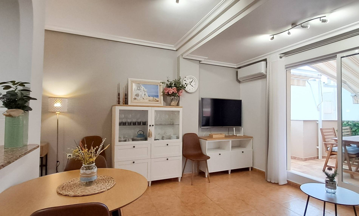 Se vende Ático de 2 dormitorios en Costa Blanca, Alicante, España