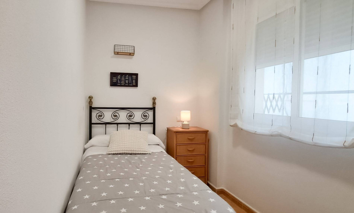 Se vende Ático de 2 dormitorios en Costa Blanca, Alicante, España