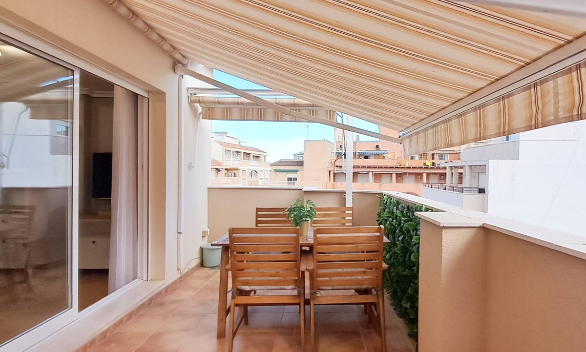 Se vende Ático de 2 dormitorios en Costa Blanca, Alicante, España
