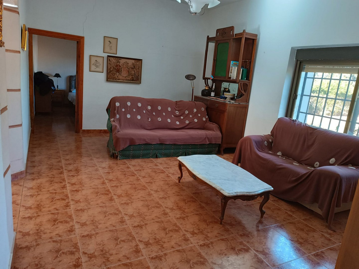 5 Bed Townhouse for sale in Yecla Costa Calida, Murcia, Spain