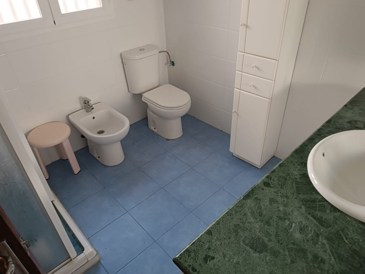 5 Bed Townhouse for sale in Yecla Costa Calida, Murcia, Spain