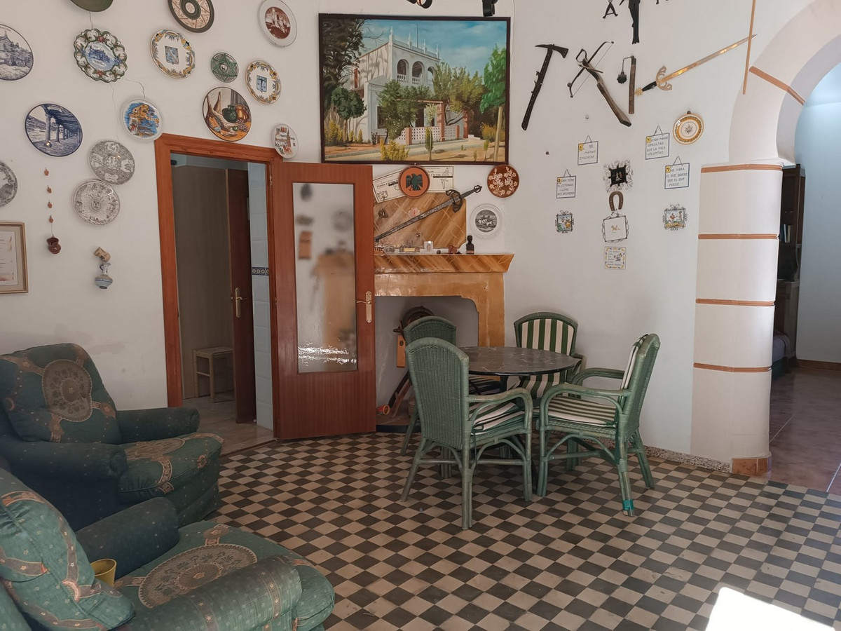 5 Bed Townhouse for sale in Yecla Costa Calida, Murcia, Spain