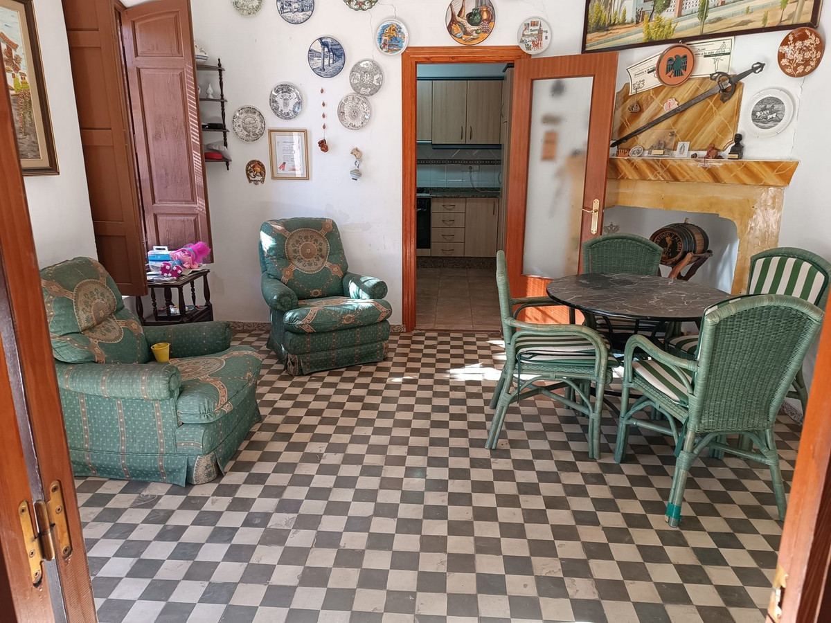 5 Bed Townhouse for sale in Yecla Costa Calida, Murcia, Spain
