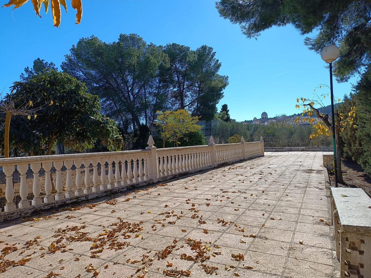 5 Bed Townhouse for sale in Yecla Costa Calida, Murcia, Spain