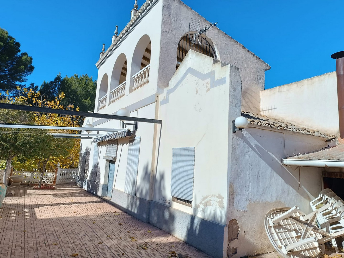 5 Bed Townhouse for sale in Yecla Costa Calida, Murcia, Spain
