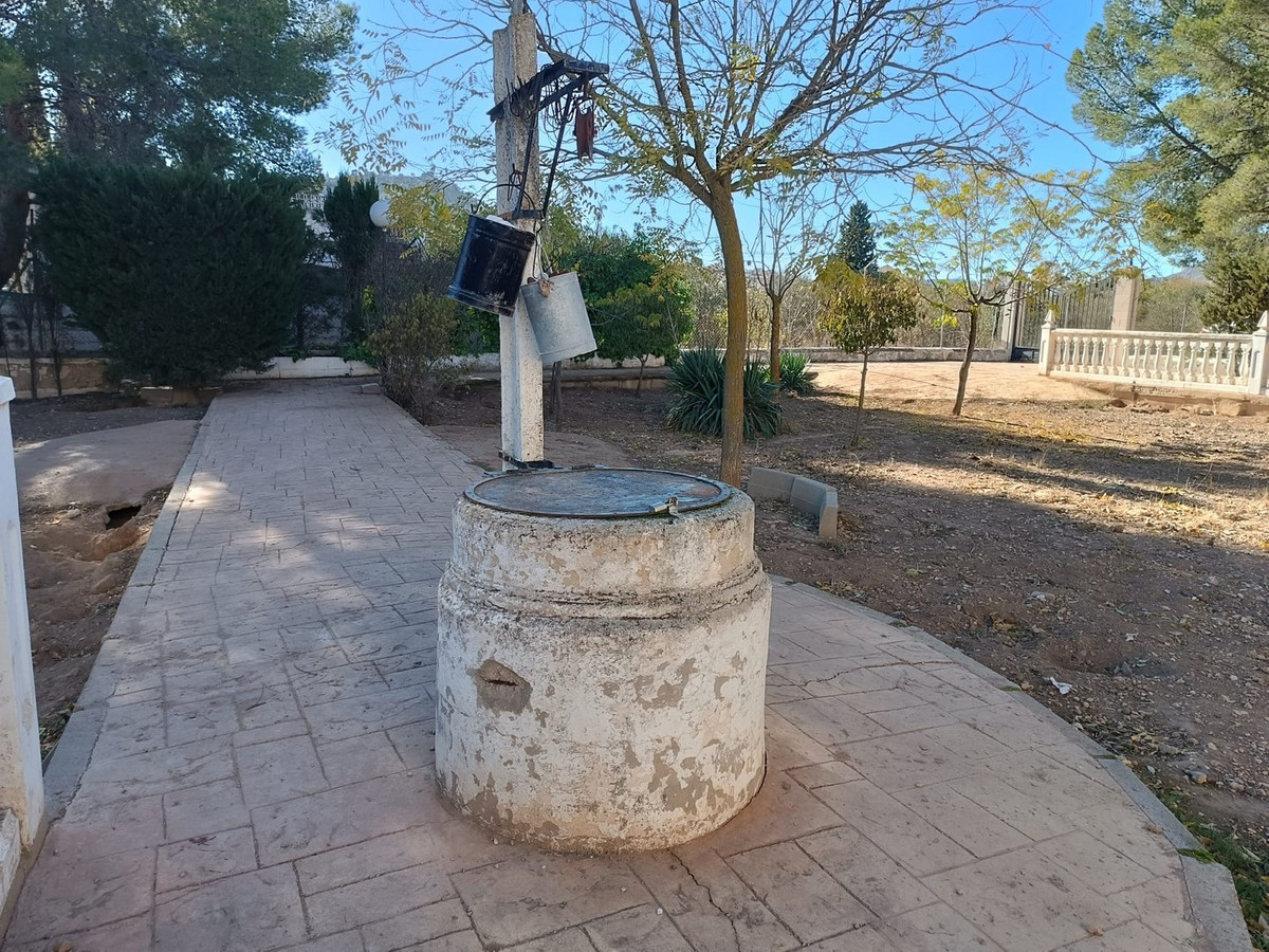 5 Bed Townhouse for sale in Yecla Costa Calida, Murcia, Spain