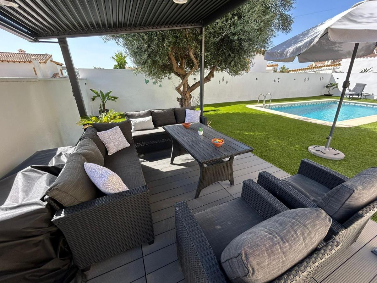 3 Bed Townhouse for sale in San Miguel De Salinas Costa Blanca, Alicante, Spain
