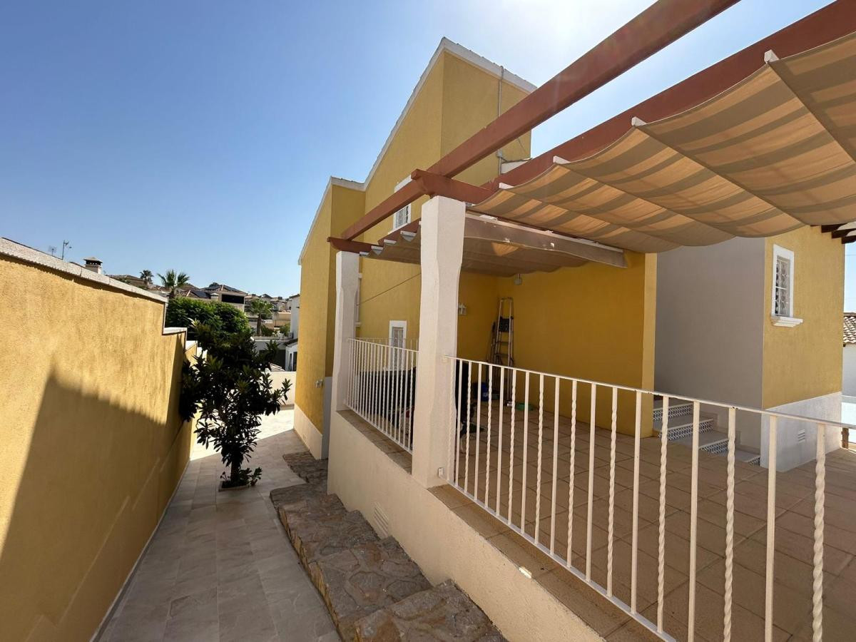 3 Bed Townhouse for sale in San Miguel De Salinas Costa Blanca, Alicante, Spain