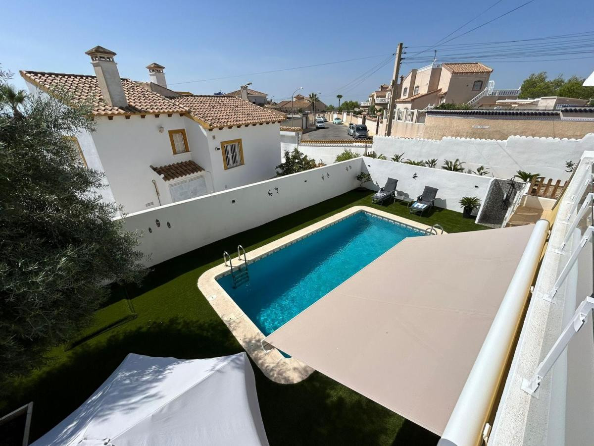 3 Bed Townhouse for sale in San Miguel De Salinas Costa Blanca, Alicante, Spain