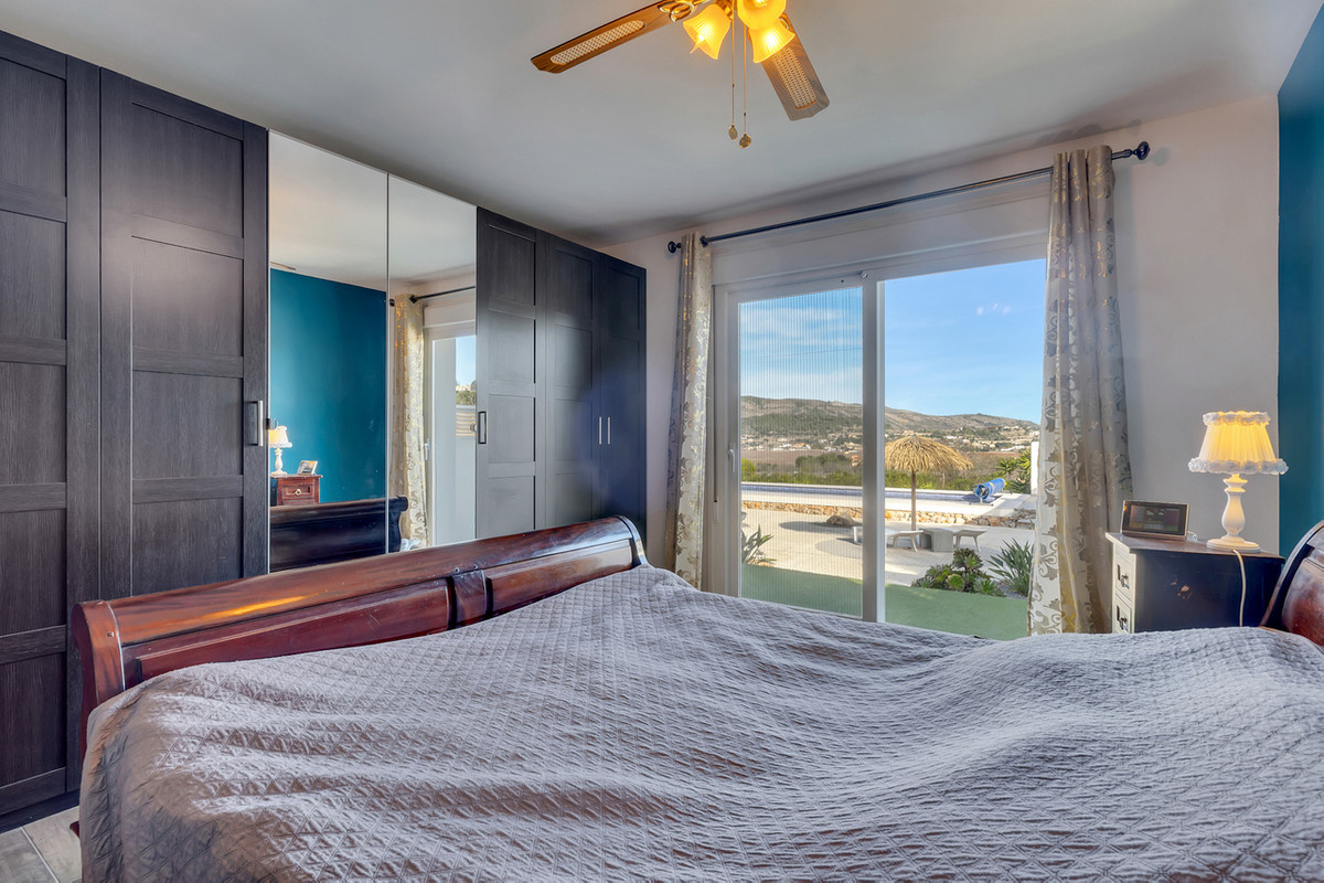 6 Bed Townhouse for sale in Lliber Costa Blanca, Alicante, Spain