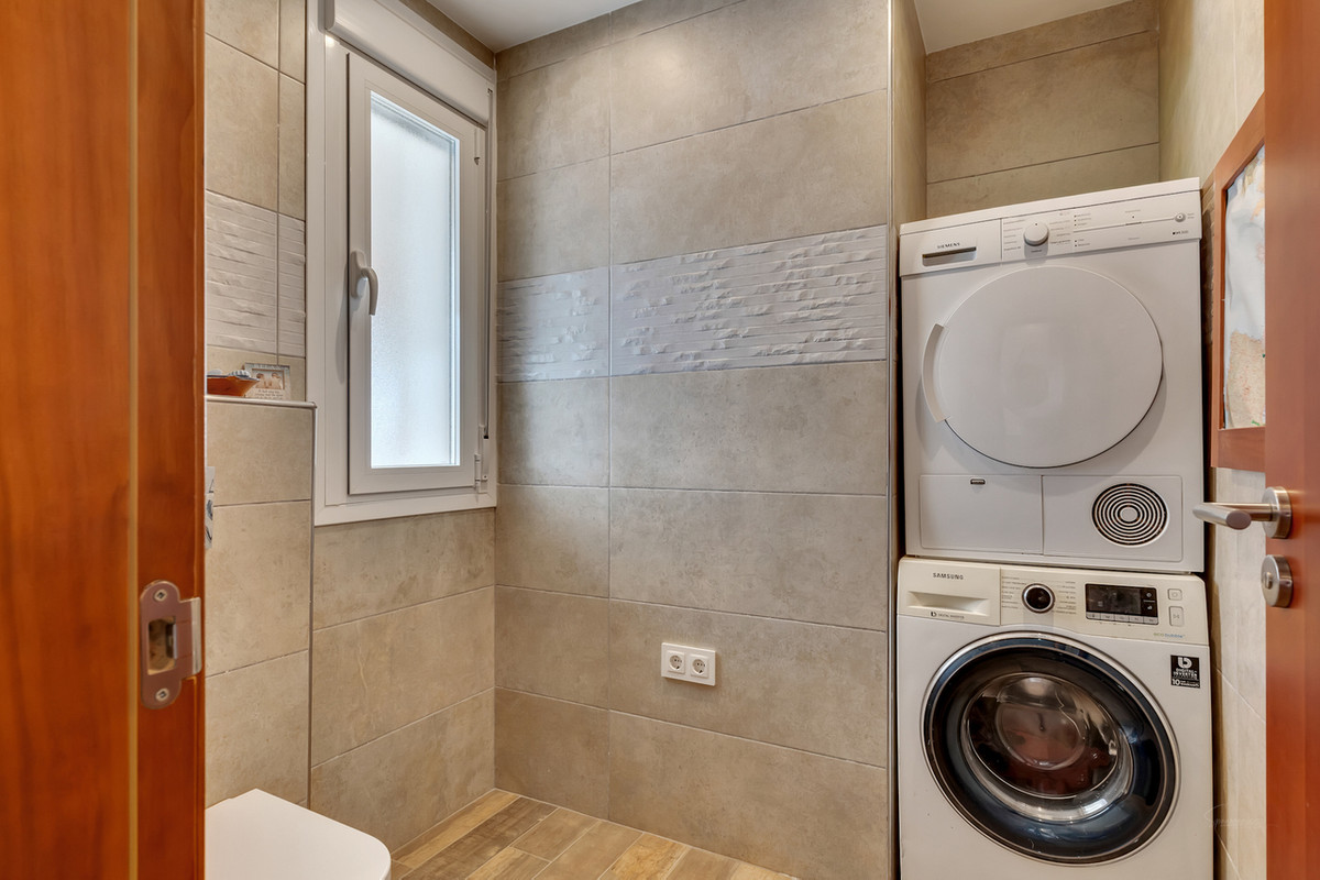 6 Bed Townhouse for sale in Lliber Costa Blanca, Alicante, Spain