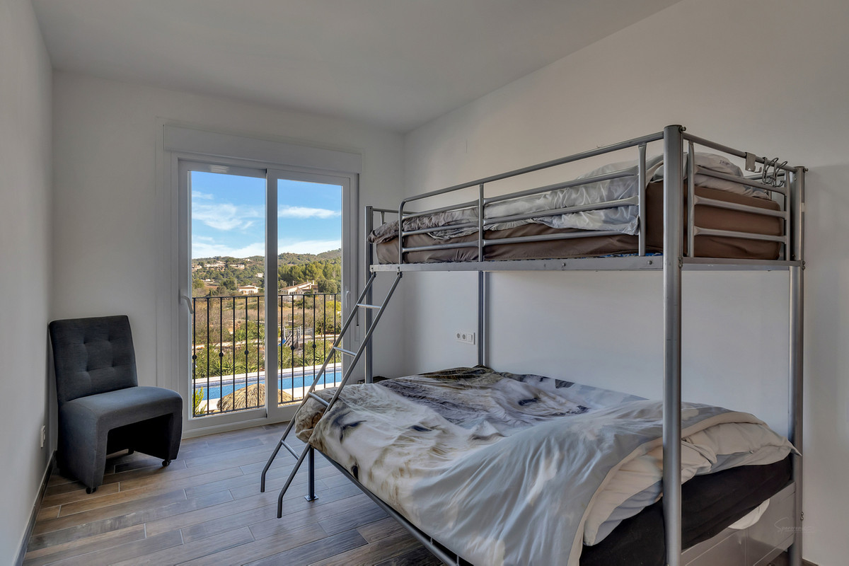 6 Bed Townhouse for sale in Lliber Costa Blanca, Alicante, Spain