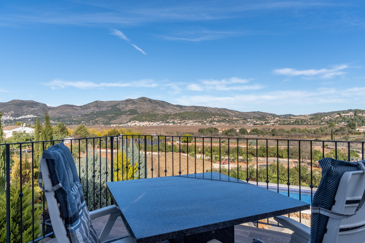 6 Bed Townhouse for sale in Lliber Costa Blanca, Alicante, Spain
