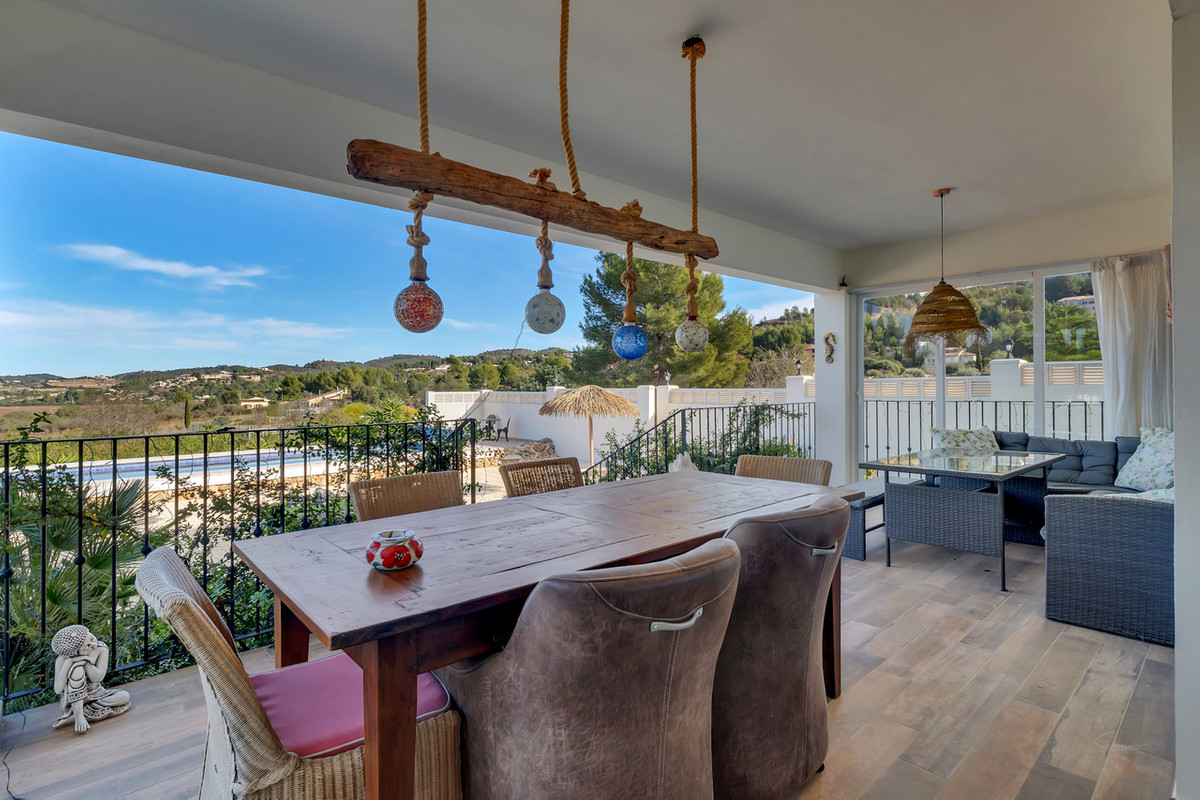 6 Bed Townhouse for sale in Lliber Costa Blanca, Alicante, Spain
