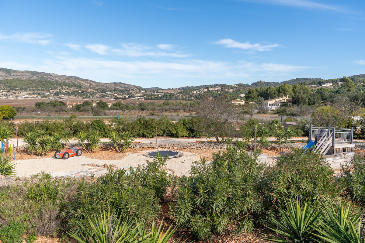 6 Bed Townhouse for sale in Lliber Costa Blanca, Alicante, Spain