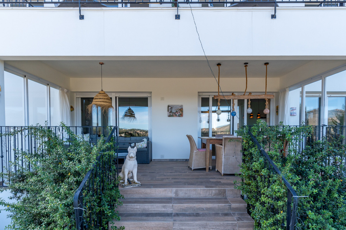 6 Bed Townhouse for sale in Lliber Costa Blanca, Alicante, Spain