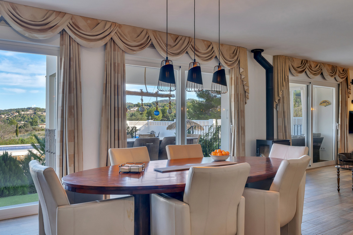 6 Bed Townhouse for sale in Lliber Costa Blanca, Alicante, Spain