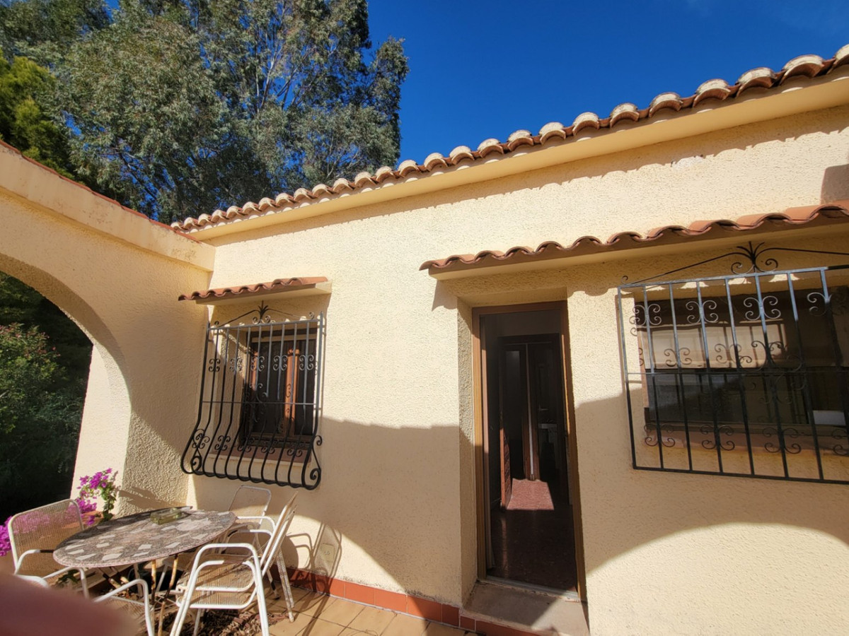 Se vende Villa - Chalet de 3 dormitorios en Costa Blanca, Alicante, España