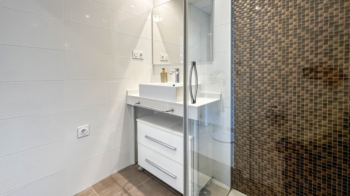 2 Bed Apartment for sale in Torrevieja Costa Blanca, Alicante, Spain