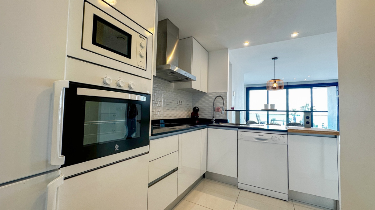 2 Bed Apartment for sale in Torrevieja Costa Blanca, Alicante, Spain