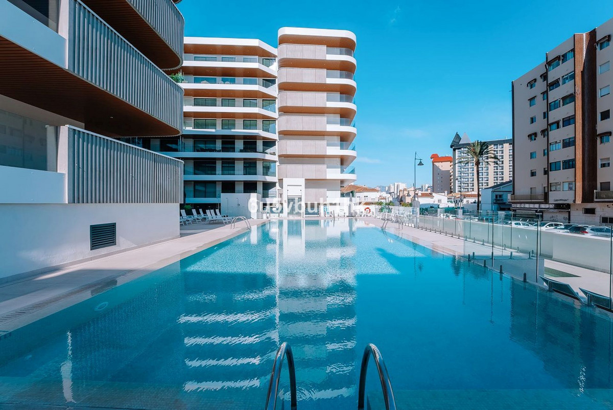 2 Bed Apartment for sale in Fuengirola Costa Del Sol, Málaga, Spain