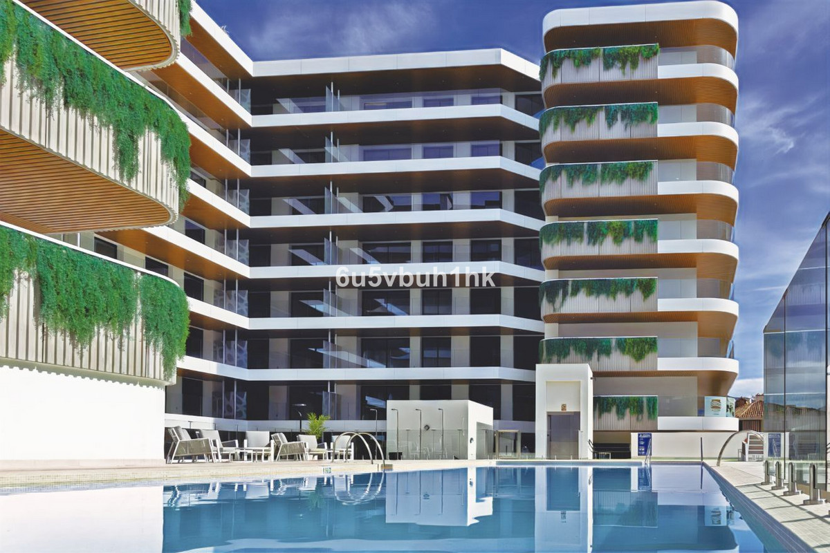 2 Bed Apartment for sale in Fuengirola Costa Del Sol, Málaga, Spain