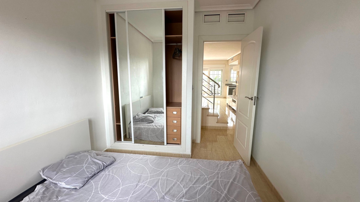 3 Bed Townhouse for sale in Urbanización El Raso Costa Blanca, Alicante, Spain