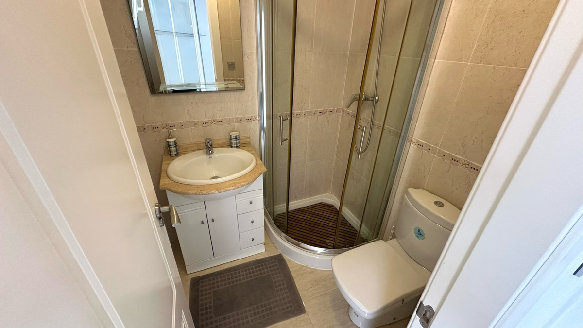 3 Bed Townhouse for sale in Urbanización El Raso Costa Blanca, Alicante, Spain