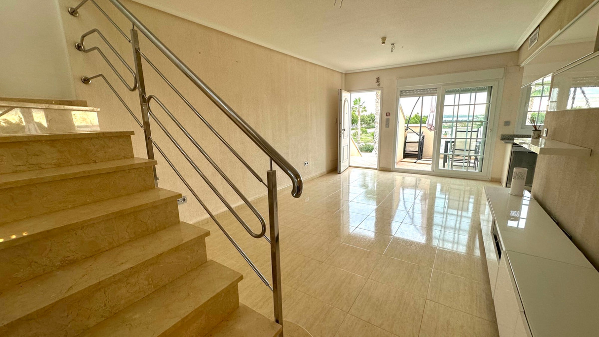 3 Bed Townhouse for sale in Urbanización El Raso Costa Blanca, Alicante, Spain
